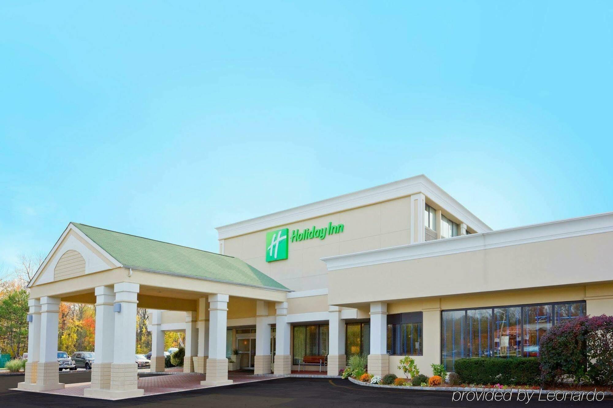 Holiday Inn & Suites Parsippany Fairfield By Ihg Exterior photo